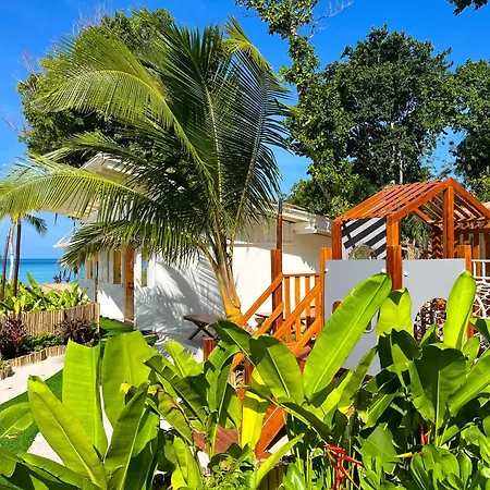 Outrigger Phi Phi Island Resort-3